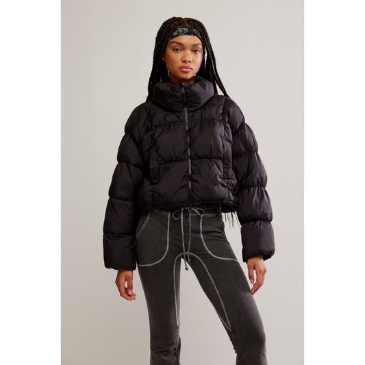 Free People In A Bubble Puffer Jacket in Black