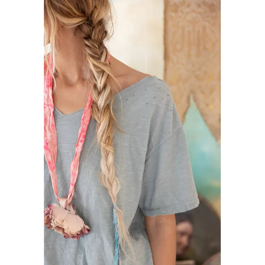 Magnolia Pearl Europa Tee in Dove 1411