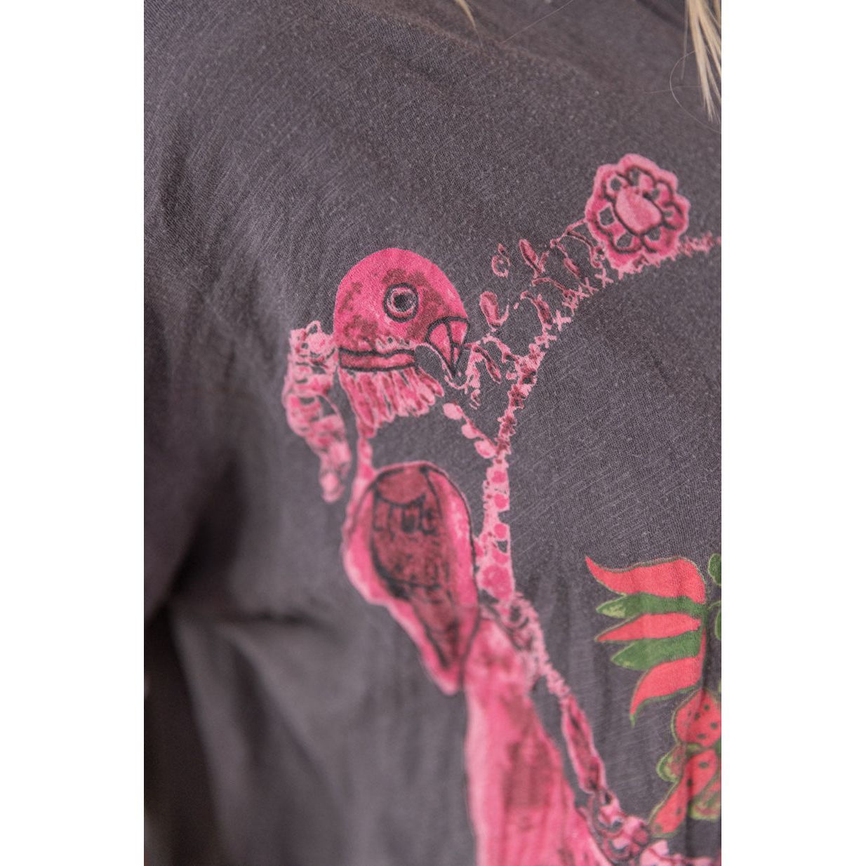 Magnolia Pearl Corazón Luminoso Tee in Ozzy