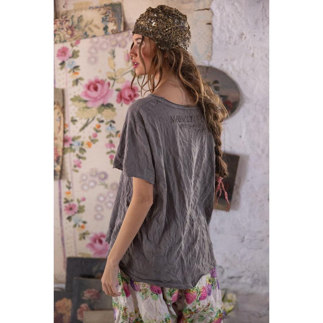 Magnolia Pearl Fraise Tee in Ozzy