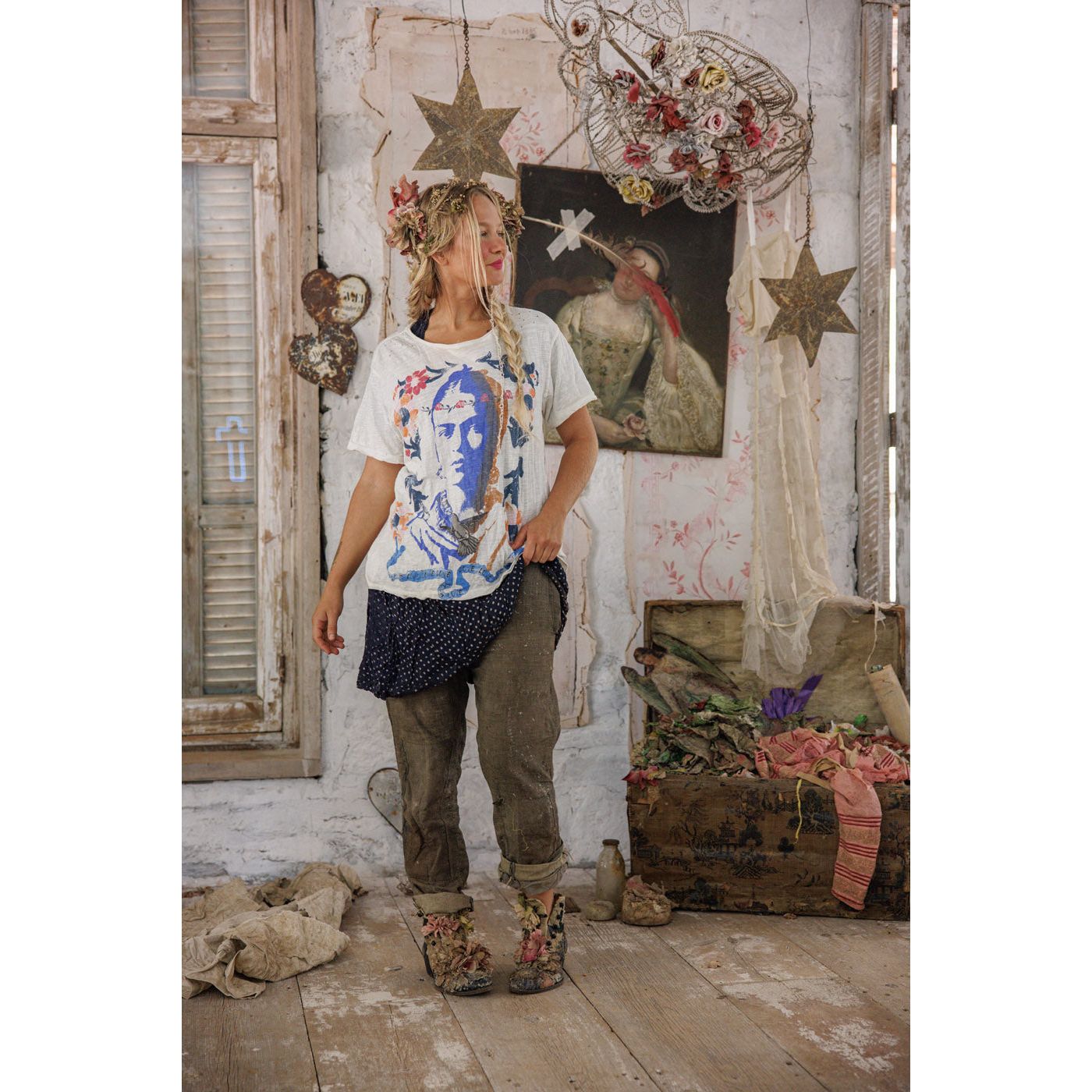 Magnolia Pearl Frida Baroque Tee in True