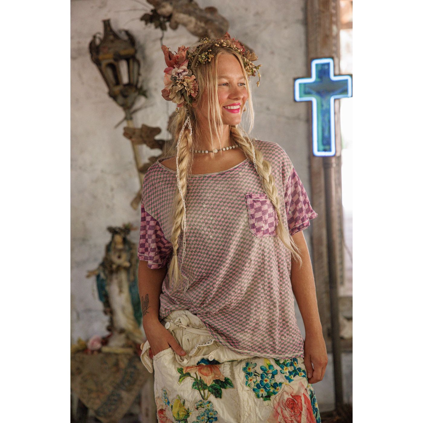 Magnolia Pearl Piecewise Pocket Tee in Hatter