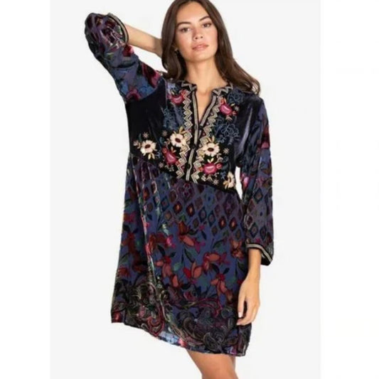 Johnny Was Clara Gweneth Burnout Tunic Dress in Embroidered Blue Floral