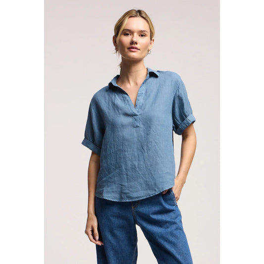 Velvet by Graham & Spencer Vivica Linen Top in Hailstone