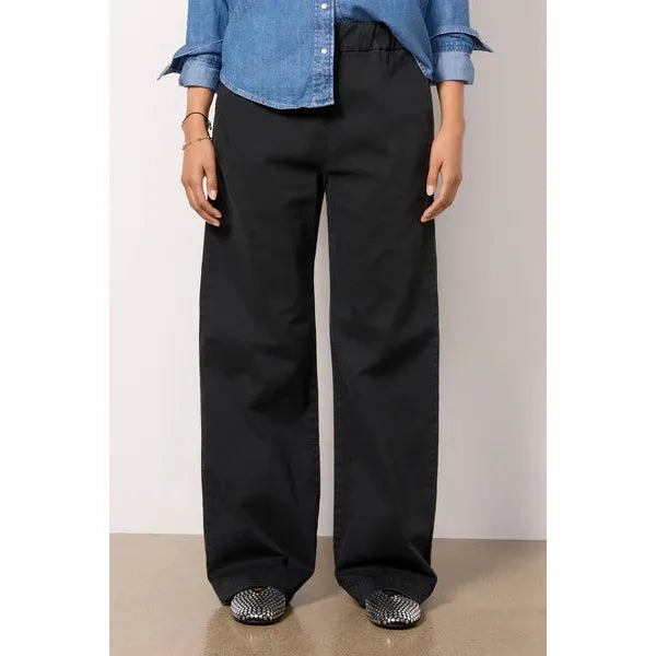 Velvet by Graham & Spencer Naya Pant in Vintage Black