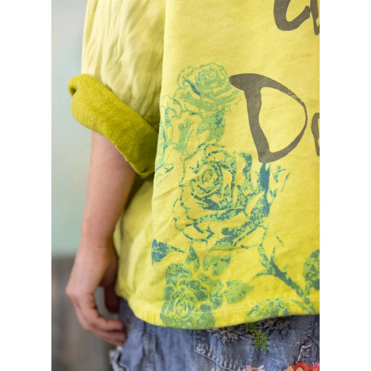 Magnolia Pearl Frida Hermosa Sweatshirt in Sunshine 2432