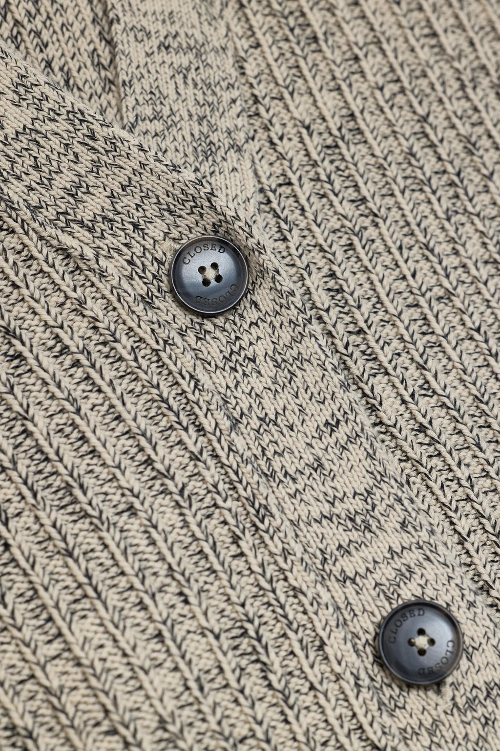 CLOSED Cardigan in Mouline Yarn in Desert Beige