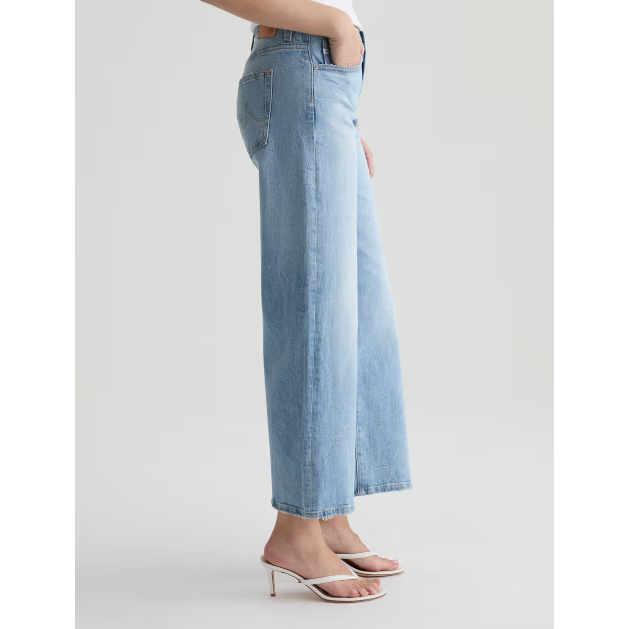 AG Jeans Saige Wide Leg Crop in Kings River