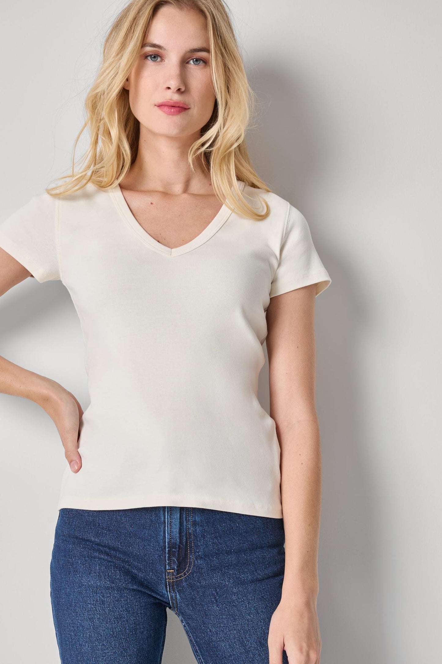 Lilla P Short Sleeve V-Neck in Rope