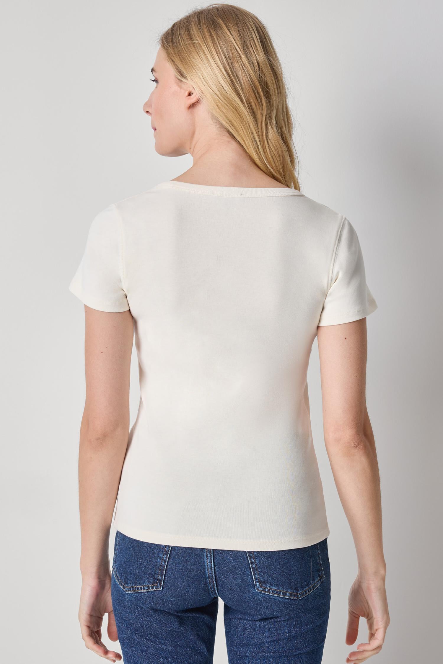 Lilla P Short Sleeve V-Neck in Rope