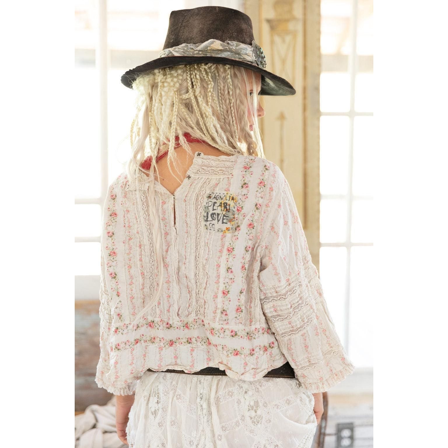 Magnolia Pearl Floral Raelle Blouse in Rosalina