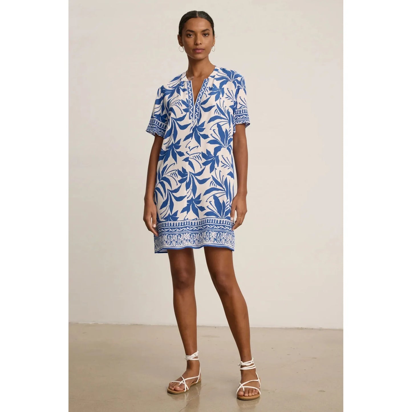 Velvet by Graham & Spencer Vanessa Fiji Printed Viscose Dress in Cobalt