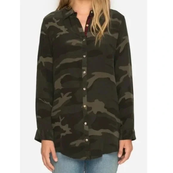 Johnny Was Valentina Velvet Embroidered Back Button Down in Camo/Green