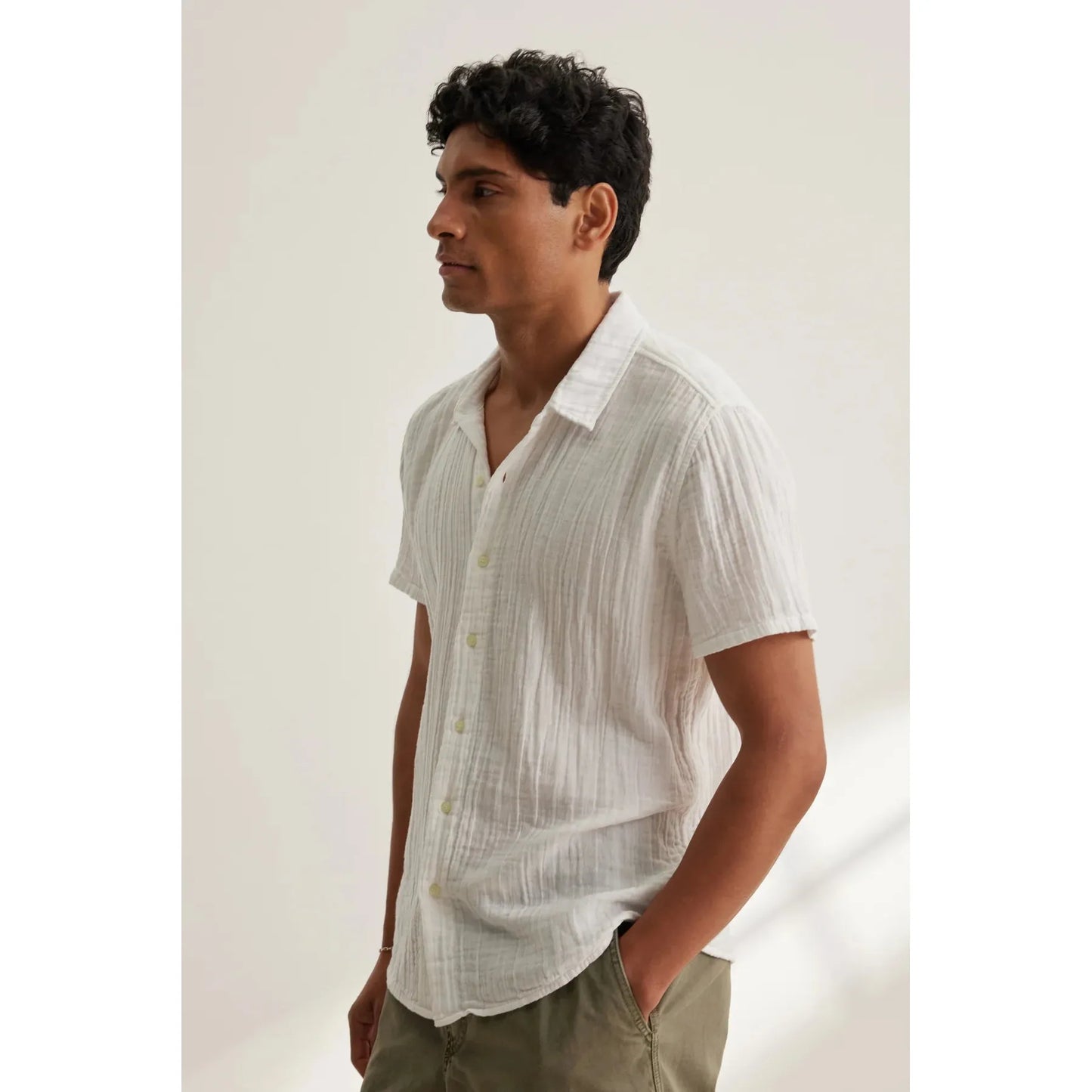 Velvetmen Christian Cotton Gauze Button Up Shirt in White